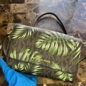 Brand new never used MK palm bag